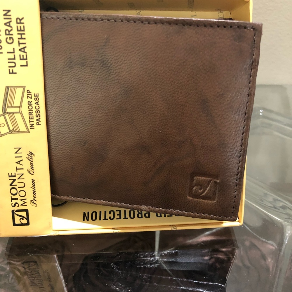 NWT Stone Mountain Brown 100%Full GrainLeather…
